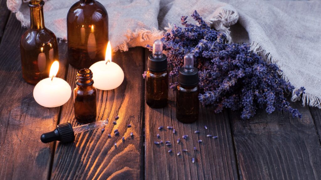 Ароматерапия: ТОП-5 лучших эфирных масел для засыпания