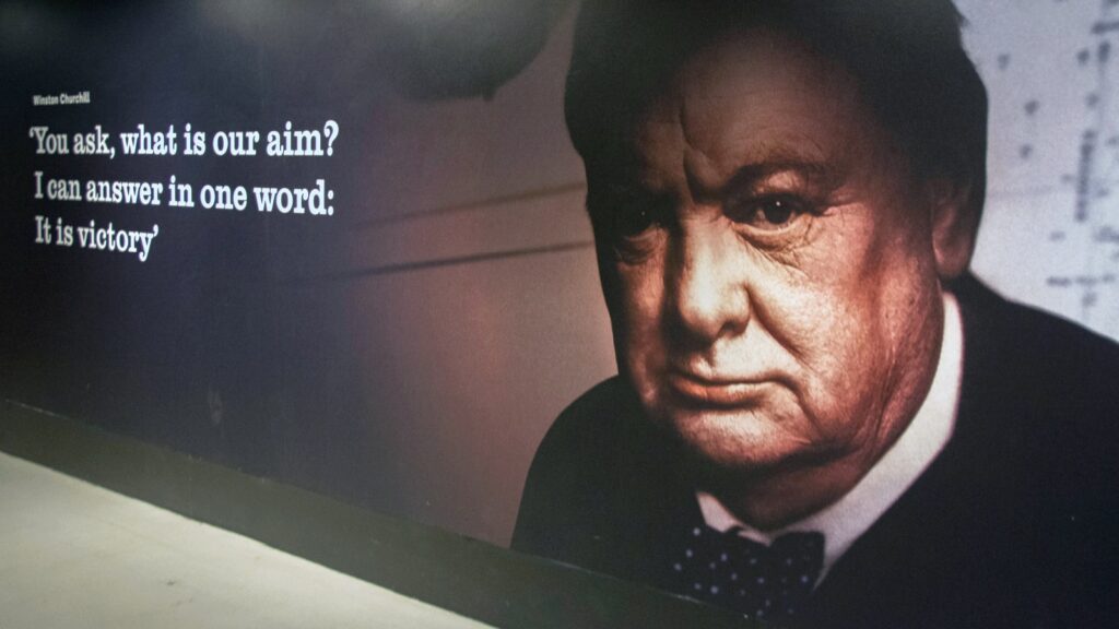 Уинстон Черчилль — рождённый 30 ноября под знаком Стрельца